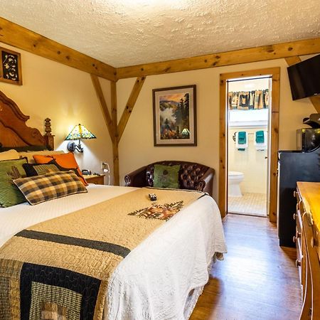 Hemlock Inn Блоуинг-Рок Экстерьер фото