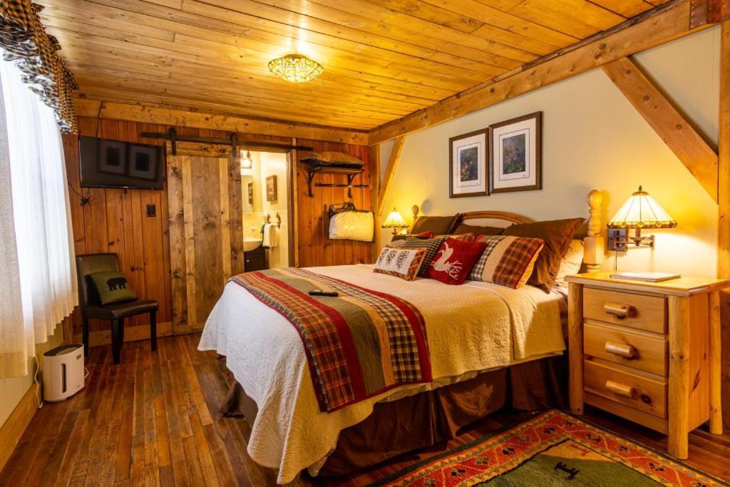 Hemlock Inn Блоуинг-Рок Экстерьер фото
